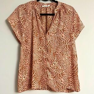 5/$15 Lush blouse. Size M.